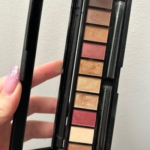 Stellar Eyeshadow Palette